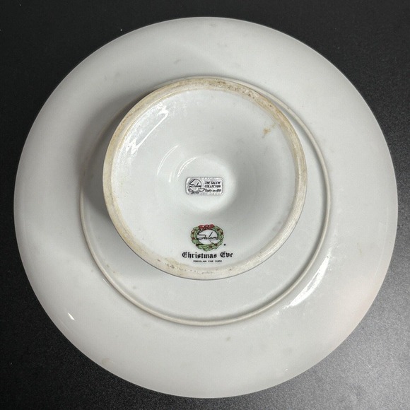 Christmas Eve by The Salem Collection pedestal cake plate - Picture 4 of 8